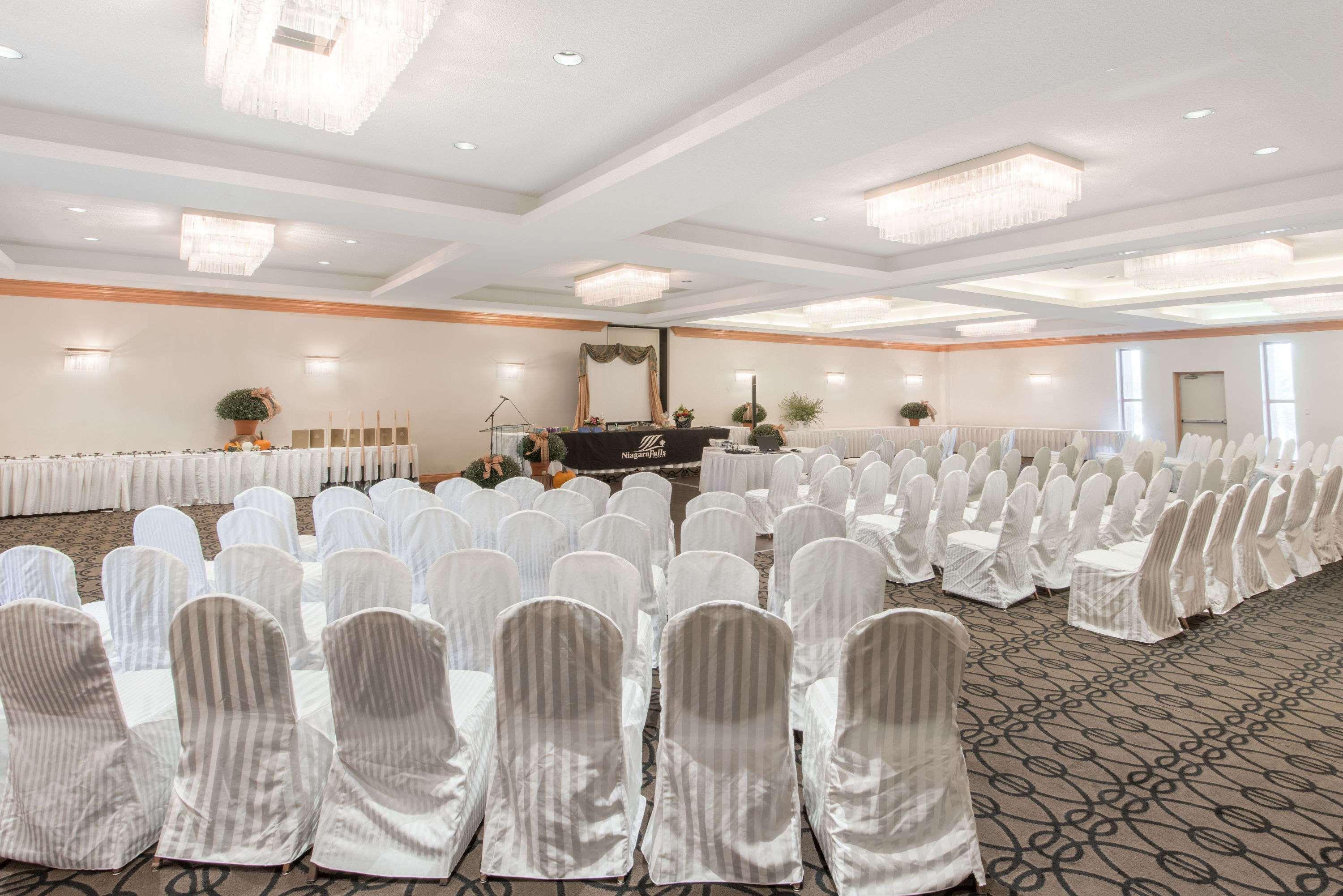 Ramada Plaza By Wyndham