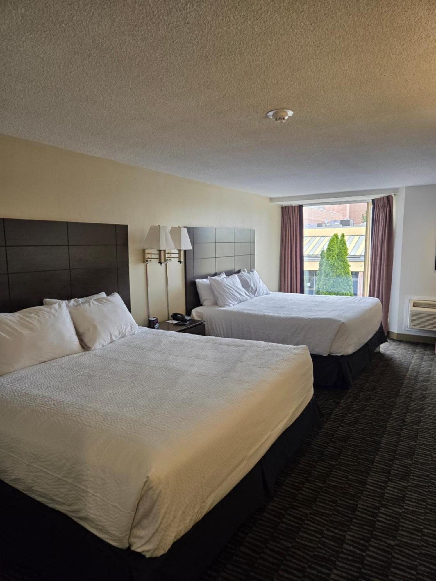 Ramada Plaza By Wyndham