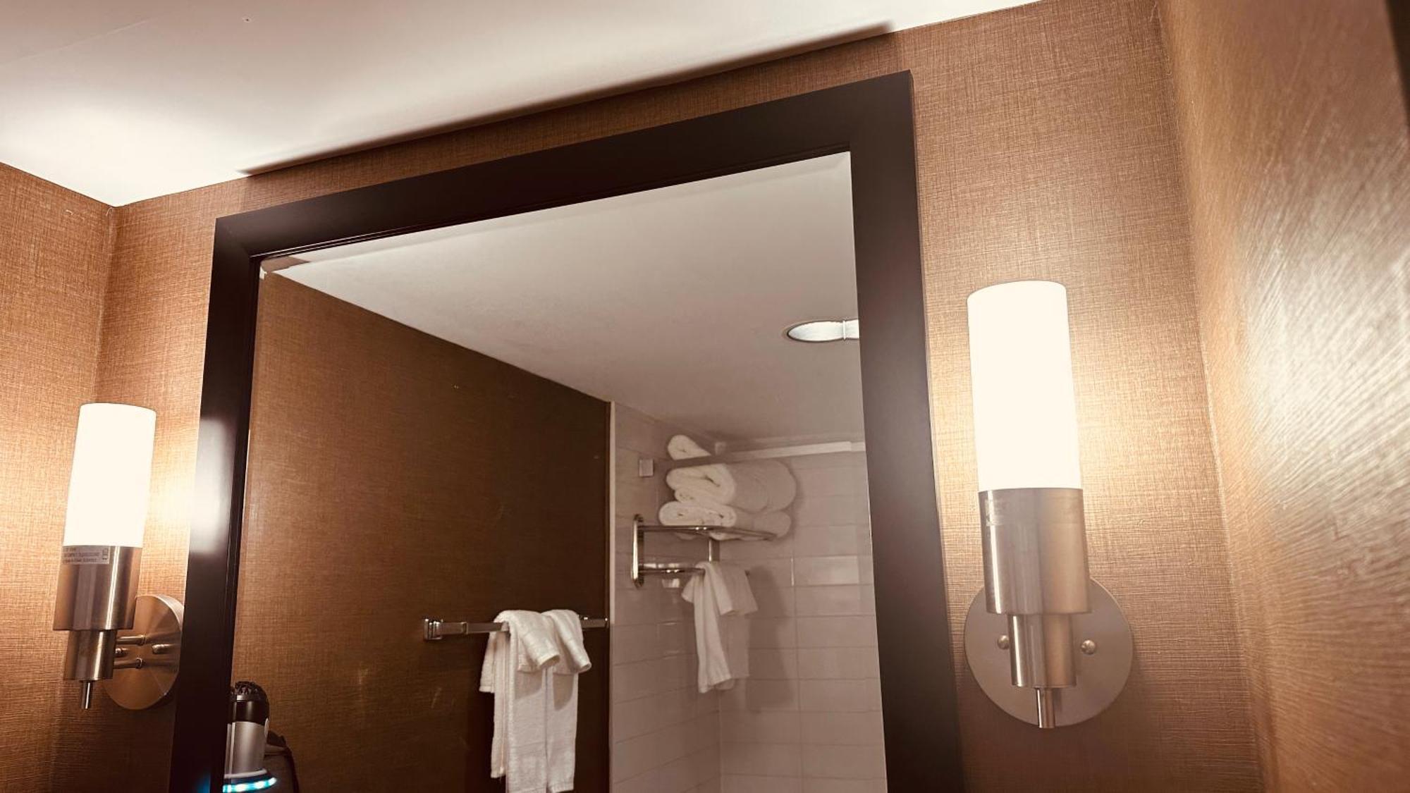 Hotel Ramada Plaza By Wyndham Niagara Falls