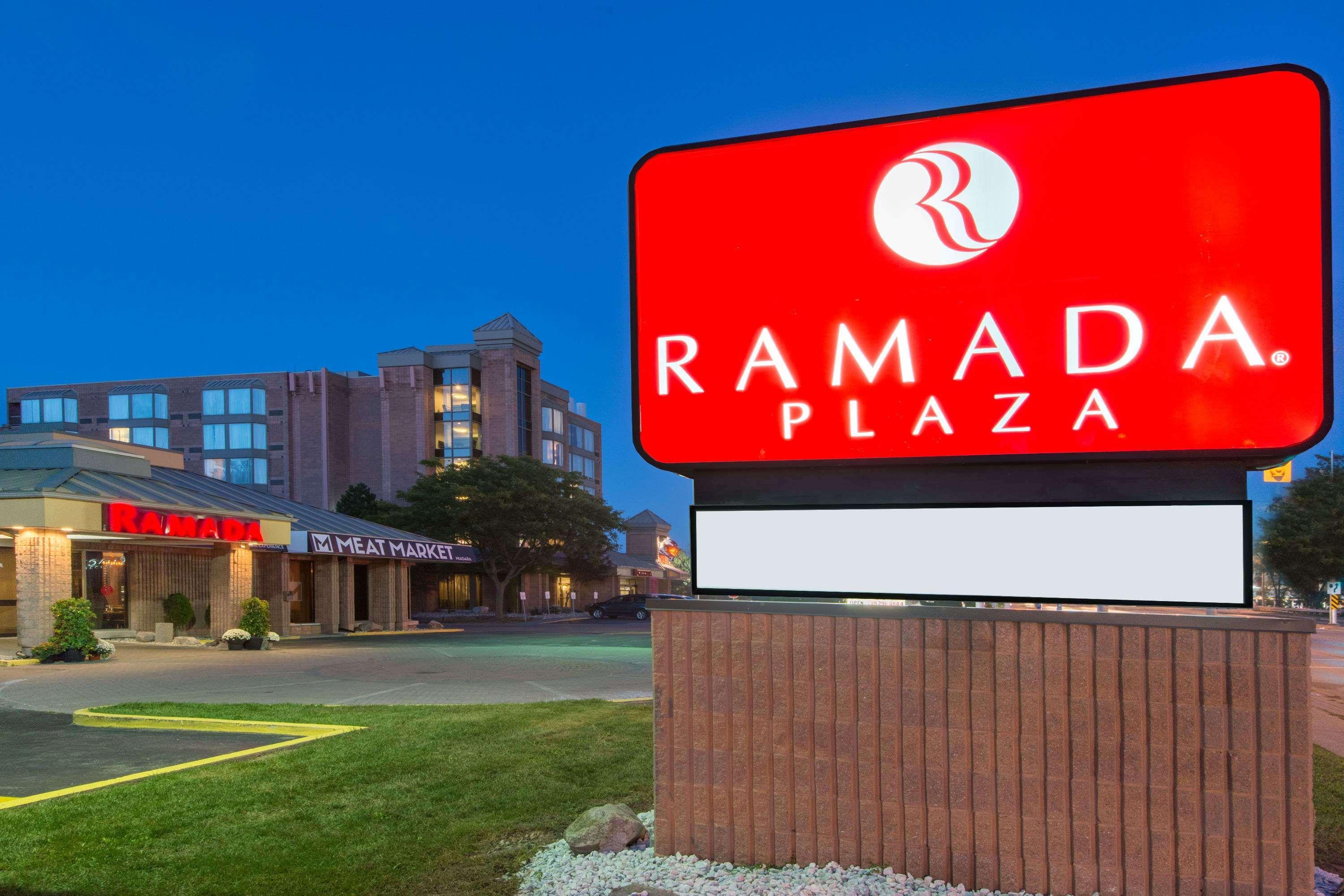 Hotel Ramada Plaza By Wyndham